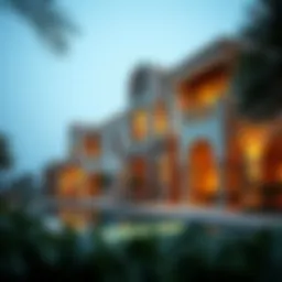 An In-Depth Examination of Dubai Luxury Villas Introduction